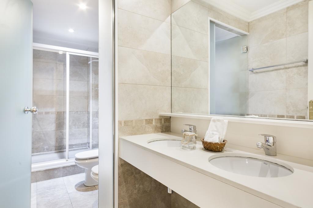 Habitat Apartments Ava 2 Barcelona Bagian luar foto