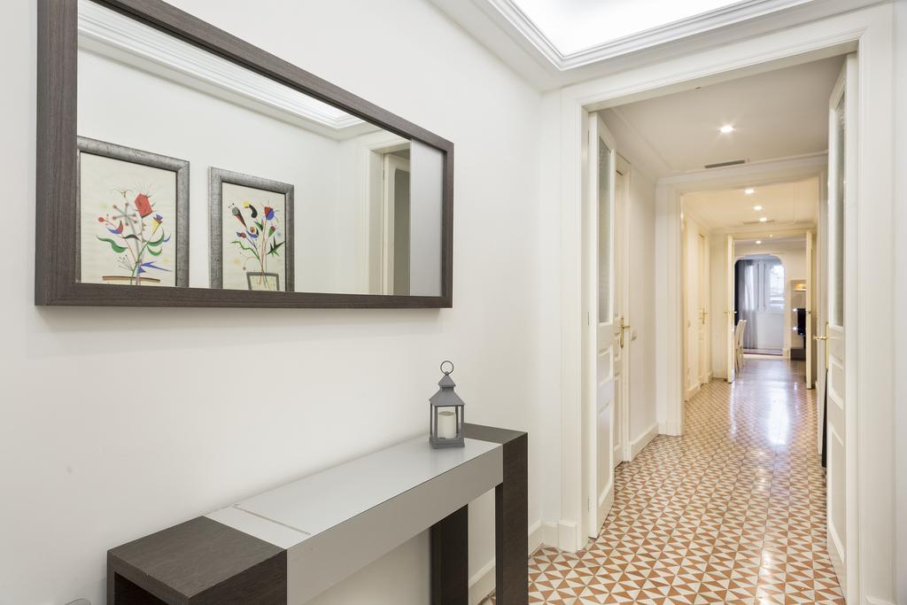 Habitat Apartments Ava 2 Barcelona Bagian luar foto